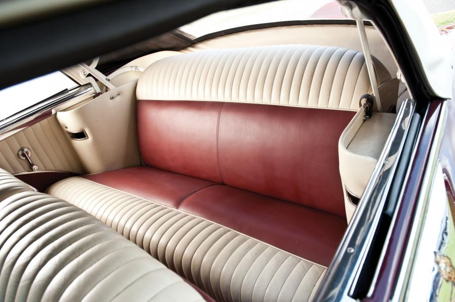  Packard Caribbean Convertible Narrow 1953 года  (фото 3 из 20)
